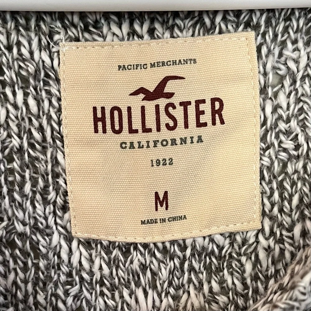 HOLLISTER Cold Shoulder Round Neck Gray/Black Frosted Knit Sweater Women's  M